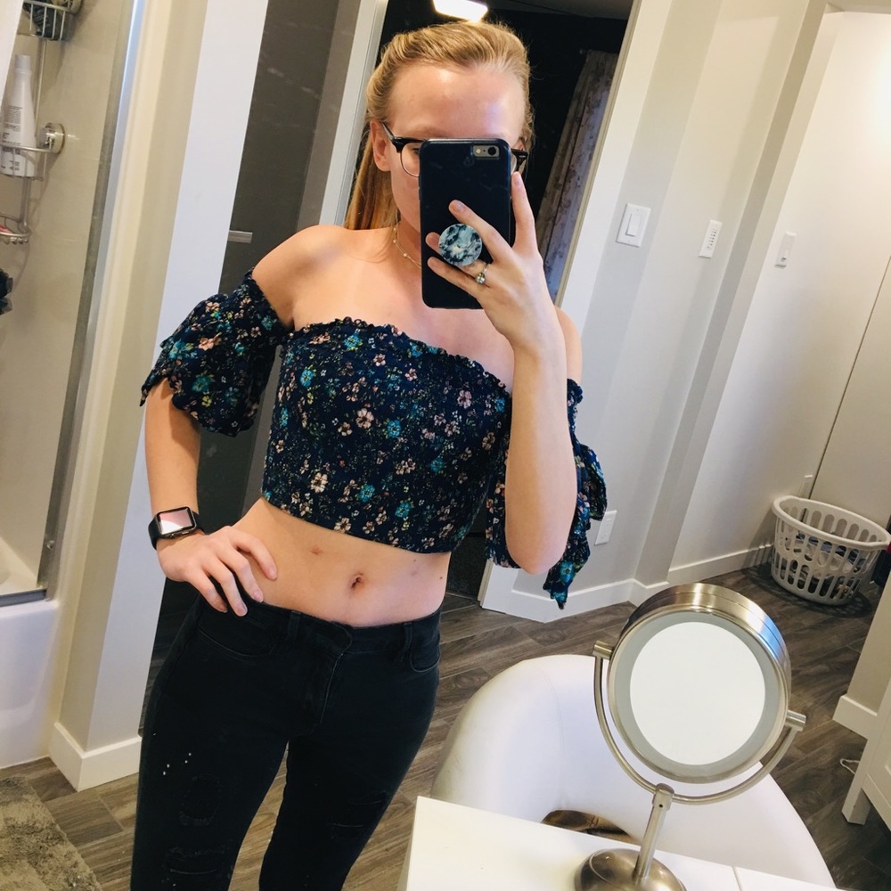Tube top with sleeves
